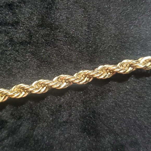 Elegant Gold Necklace with Blue Gemstones - Picture 8 of 11